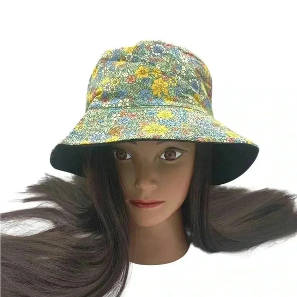 Boutique Mint Green Multi-Color Dainty Floral Print Reversible Bucket Hat OSFM - Picture 2 of 6